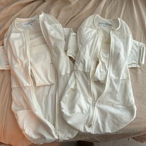 NWOT bundle of Happiest Baby snoo sacks